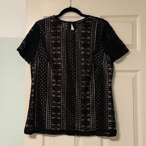 Banana Republic Black Lace Short Sleeve Blouse with Lining and Keyhole Closure